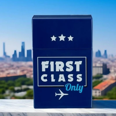 Afbeelding van First Class Sigarettendoosje 20 Sigaretten Klikslot
