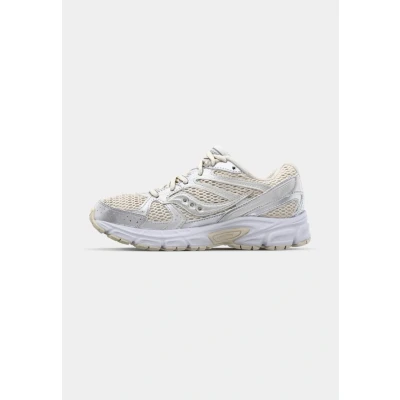 Afbeelding van Saucony RIDE Millennium Sneakers laag, Dames, Maat: 38.5, Cream/silver Imitatieleer/ textiel