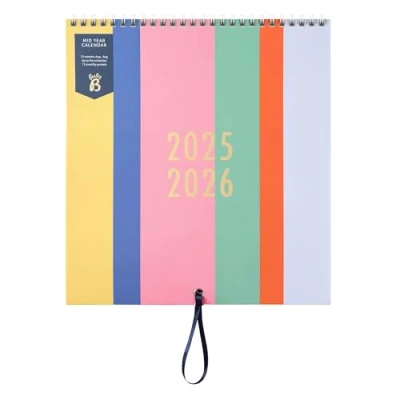 Afbeelding van Busy B Family Wall Calendar Mid Year kalender aug &#039;25 &#039;26 Multi Stripe Design voor Families met 5 Columns, Opbergzakken, Ribbon Hanging Loop &amp; Kleurgecodeerde Stickers 25,5 x 23,5