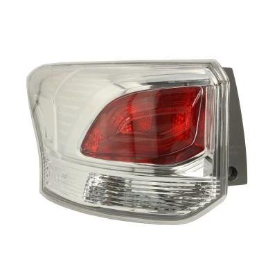 Afbeelding van TYC 11 6632 15 9 Achterlicht Links Rood Met lamphouder