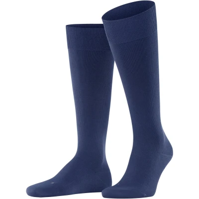 Afbeelding van FALKE Lufthansa Travel &amp; Comfort Ultra Energizing herensokken, ademend, katoen, sterke compressie, betere doorbloeding, ideaal voor reizen en zitten, 1 paar, Blauw (Deep Blue 6418) Kuittoren W4