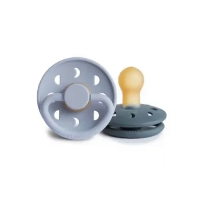 Afbeelding van Frigg Fopspeen Moon 0 6mnd Powder Blue/Slate 2st