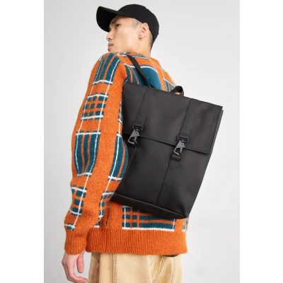 Afbeelding van Rains MSN Bag Mini W3 black backpack