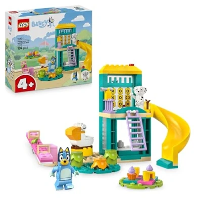 Image de LEGO® Bluey 11201 et Chloe à l’aire de jeux