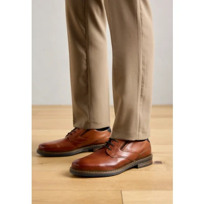 Afbeelding van bugatti 311 aoc01 Sneakers voor heren, Cognac., 45 EU Large