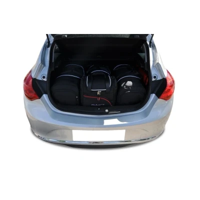Afbeelding van Opel Astra Hatchback 2009 2015 KJUST Set Van 4 Tassen