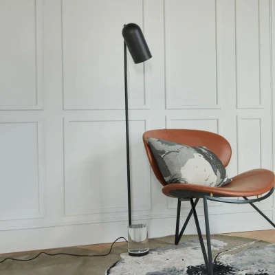 Afbeelding van AYTM Luceo vloerlamp zwart