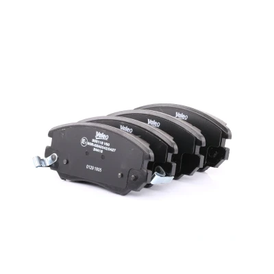 Afbeelding van VALEO 302118 Remblokkenset FIRST Vooras Incl. slijtage waarschuwingscontact Met anti kreukplaat OPEL: Insignia A Hatchback, Saloon
