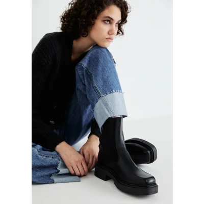 Afbeelding van Steve Madden Churro Enkellaarsjes met plateauzool black, Dames, Maat: 38, Black Leer