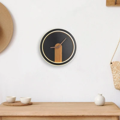Afbeelding van LED wandlamp Sussy met klok zwart/hout donker