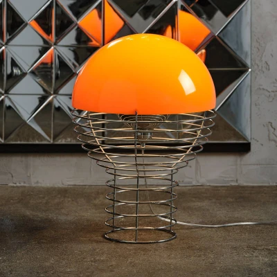 Afbeelding van VERPAN Wire Large tafellamp, oranje