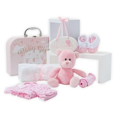 Afbeelding van New Baby Party Gift Sneaker in roze met fleece, capuchondoek, babykleding, 2 gaasdoeken en schattige teddybeer Baptiscadeaus voor meisjes of jongens