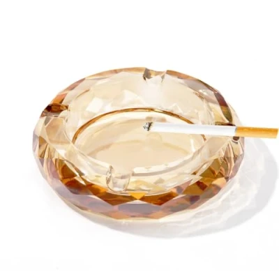 Afbeelding van Asbak van kristalglas voor sigaretten, sigaren, tafelasbak, tafeldecoratie thuis, kantoor, tafel (kristalgoud, 11,9 cm)