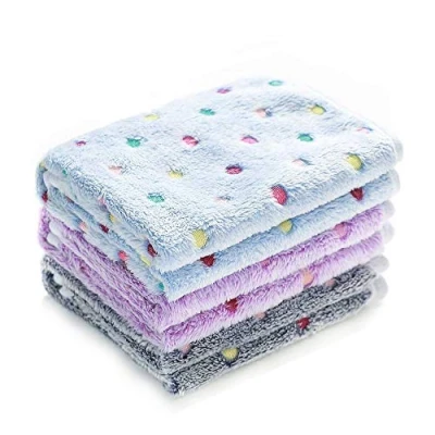 Afbeelding van luciphia 1 pak 3 hondendeken gemaakt door super zachte en pluizige premium fleece flanellen plaid, ideaal voor honden, katten puppy&#039;s, set van stuks (stippen, medium 30 x 20 inch)