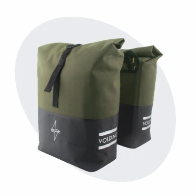 Afbeelding van Voltano Dubbele Fietstas Rolltop Reflective Special Edition Zwart / Olijfgroen 50 Liter 100% Waterdicht