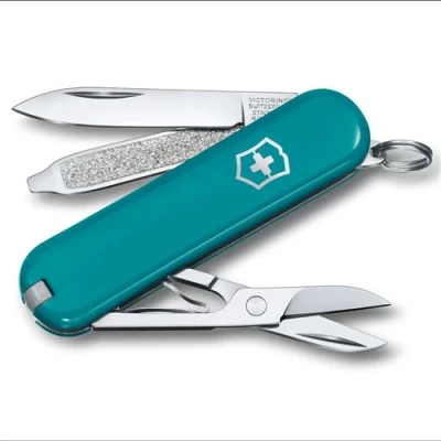 Image de Victorinox Classic SD Mountain Lake Couteau Suisse de poche 58 mm 7 fonctions