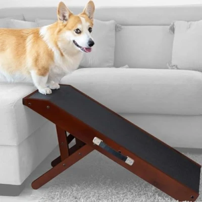 Afbeelding van Hondenloopplank Hondentrap Voor grote en kleine honden PriorPet Instelbaar 18 tot 53 cm Bed Bank Berkenhout Landingsplatform sluit naadloos aan Loopplank Hond Opvouwbaar Walnoot