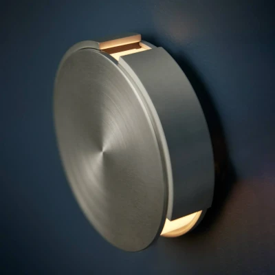 Afbeelding van Frandsen Rotate wandlamp Ø15 Brushed Aluminium