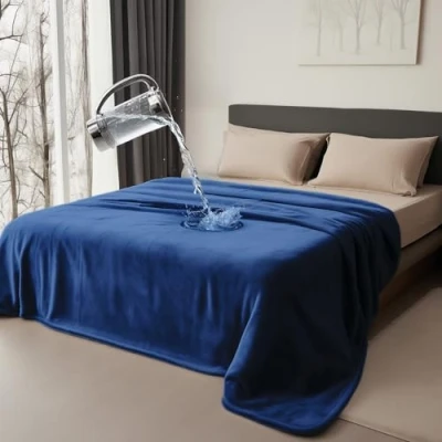 Afbeelding van Bedding Aid Omkeerbare waterdichte deken ter bescherming van matras of banken tegen urine en vlekken veroorzaakt door volwassenen, baby&#039;s, honden, huisdieren (donkerblauw/donkergroen, 152 x 203 cm)
