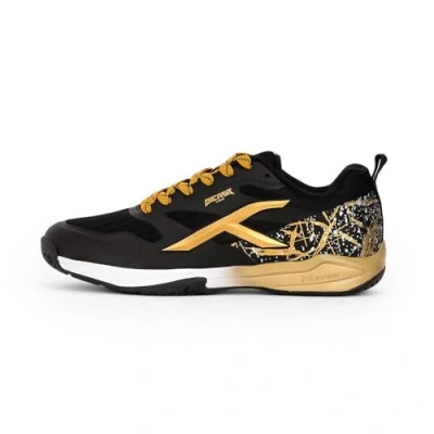 Afbeelding van HUNDRED Beast Max Non Marking Professionele Badminton Schoenen voor Heren (Zwart/Goud, EU 44/UK 10/US 11) Materiaal: Polyester/TPU Geschikt Zaaltennis/Squash/Tafeltennis/Basketbal &amp; Padel