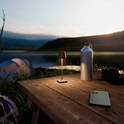 Afbeelding van Nuindie pocket LED oplaadbare tafellamp, grafiet, IP54, dimbaar