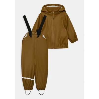 Afbeelding van Celavi Basic Rainwear Unisex SET Regenbroek Nutria voor kinderen, Maat: 92,