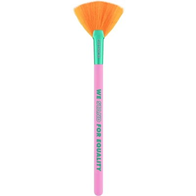 Afbeelding van Catrice Highlighterkwast Who I Am C01 We Stand For Equality, 1 St