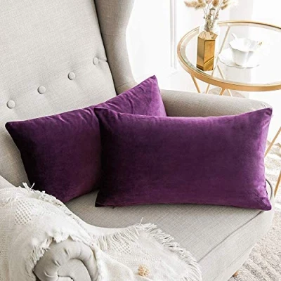 Afbeelding van MIULEE Set van 2 decoratieve kussenhoezen fluweel voor de bank, kussensloop, super glad, zacht, woondecoratie, woonkamer, slaapkamer, rechthoekig, 30 x 50 cm, aubergine