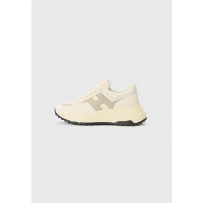Afbeelding van Hogan dames Hyperlight sneaker met suède en mesh details in de kleur Beige, maat: 39