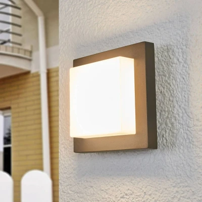 Afbeelding van Lucande LED wandlamp buiten 1licht aluminium, polycarbonaat H: 14 cm grafietgrijs, opaalwit Inclusief lichtbron