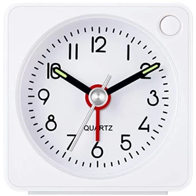 Afbeelding van Klassieke analoge wekker met sluimerfunctie en licht, mini wekker, compact formaat, zonder tikken, stil kwartsuurwerk, Crescendo alarm, eenvoudige bediening
