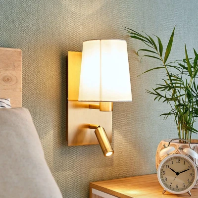 Afbeelding van Lindby wandlamp Aiden, antiek messing, LED leeslampje