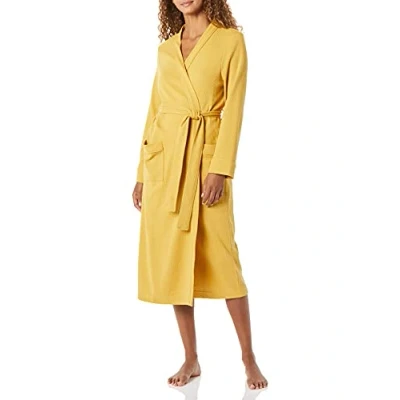 Image de Amazon Essentials Peignoir long, léger gaufré pour femme (disponible en grande taille) jaune moutarde (taille S)