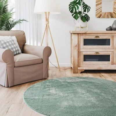 Afbeelding van Interiyou Fargo hoogpolig tapijt rond groen pluizig kunstbont wasbaar antislip 160 x cm