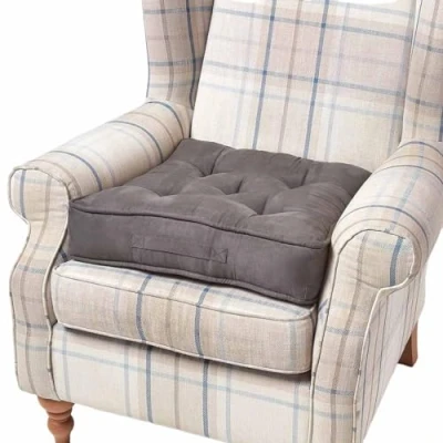 Afbeelding van Homescapes Comfortabel fauteuilkussen met velours hoes zitkussen taupegrijs, 50 x cm