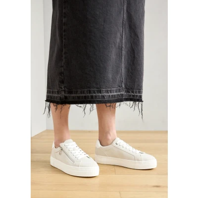 Afbeelding van Tamaris Dames Sneaker 1 23313 41 204 normaal Maat: 36 EU