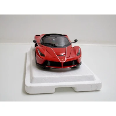 Afbeelding van Ferrari &#039;LaFerrari&#039; Aperta 1:18 BBR