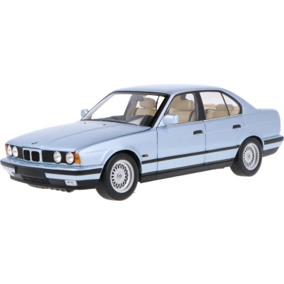 Afbeelding van BMW 535i (E34) 1988 1:18 Minichamps