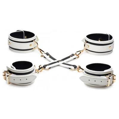 Afbeelding van XR Brands Kink in the Dark Glow Hog Tie Set white