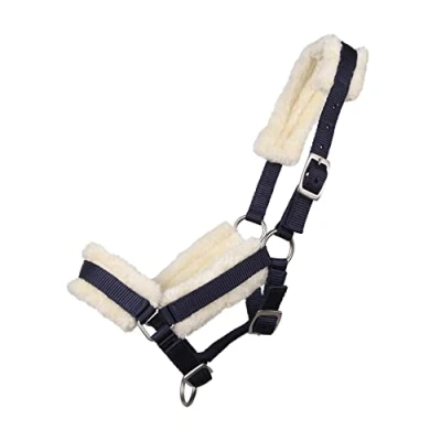 Image de Q essentials Halter foal with fur