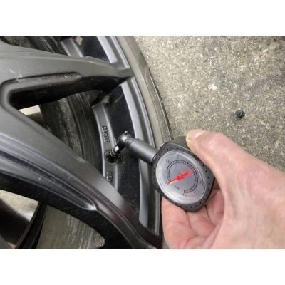Afbeelding van IWH 075561 Bandendrukmeter Analoog Meetbereik luchtdruk 4.5 bar (max.)
