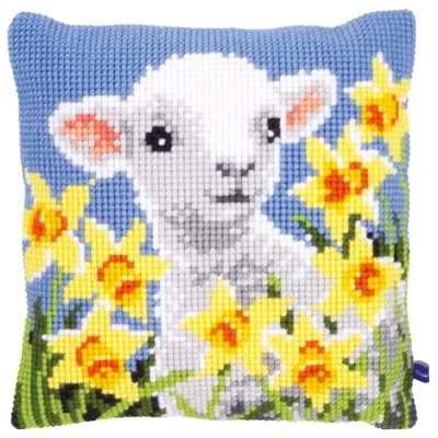 Afbeelding van Kruissteekkussen Lam met narcissen 0148423