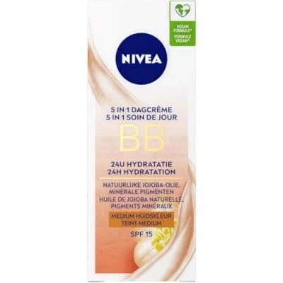 Afbeelding van Nivea Essentials BB Cream Medium SPF 15 Dagcrème
