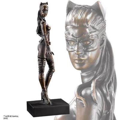 Afbeelding van The Dark Knight Rises Catwoman bronzen sculptuur
