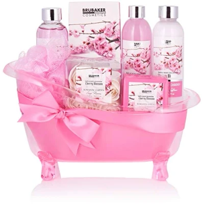 Afbeelding van BRUBAKER Cosmetics Kersenbloesem bad en doucheset Cadeautip Vrouw Cadeau Idee Verwenpakket 8 delige geschenkset in decoratieve badkuip Moederdag cadeautje