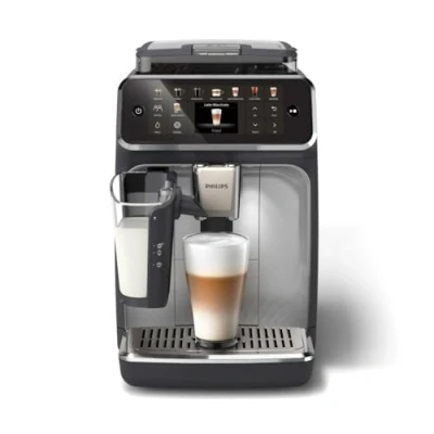 Afbeelding van Philips LatteGo Automatische espressomachine Series 5500, SilentBrew technologie, Quick Start, Aromatische koffie van vers gemalen bonen, 20 warme en ijsdranken, zwart/zilver (EP5546/70)