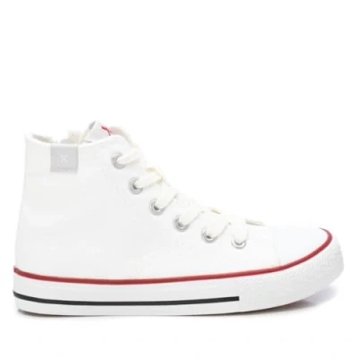 Afbeelding van XTI 150776 Trainer WIT