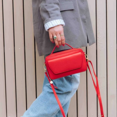 Afbeelding van MÔSZ Naomi Crossbody Plain Quilted red Damestas