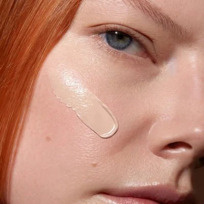 Afbeelding van MÁDARA Skinonym Semimatte Peptide Foundation Foundation, Maat: 30 ml, #30 rose ivory