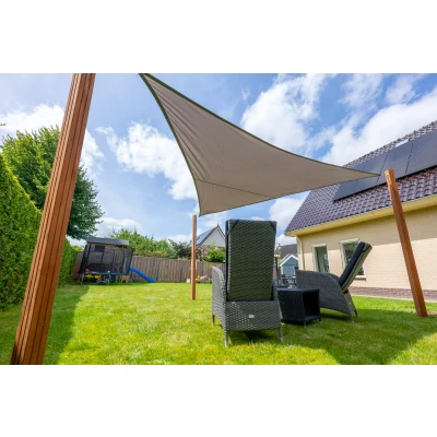 Afbeelding van Wovar Schaduwdoek Waterdicht Driehoek 5x5x5m 160gr/m2 Grijs Per Stuk
